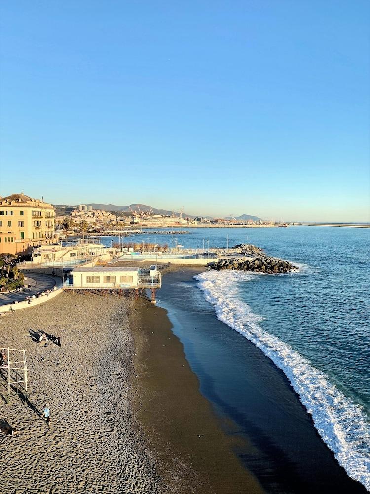 Hotel Castello Miramare Genoa Bagian luar foto
