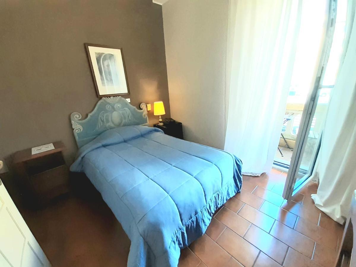 Hotel Castello Miramare Genoa Bagian luar foto