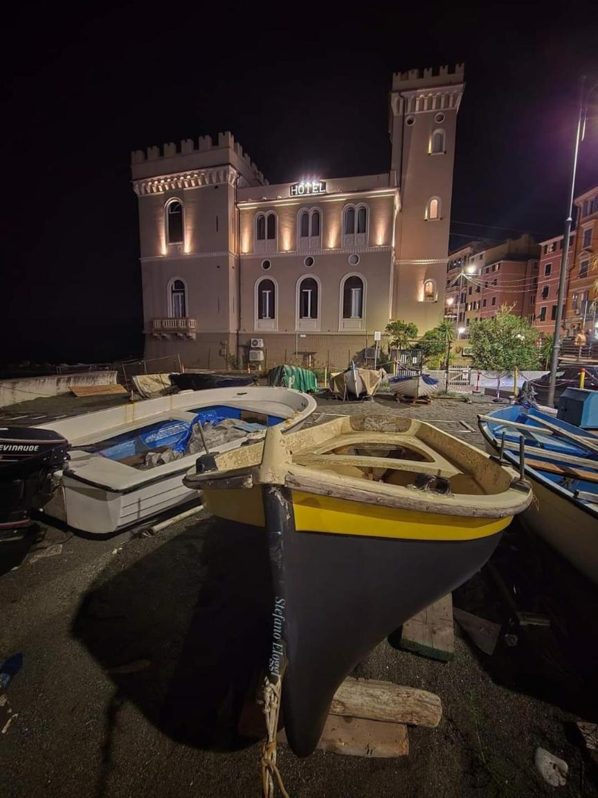 Hotel Castello Miramare Genoa Bagian luar foto